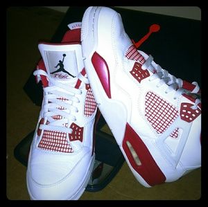 Jordan 4's 89 Alternate